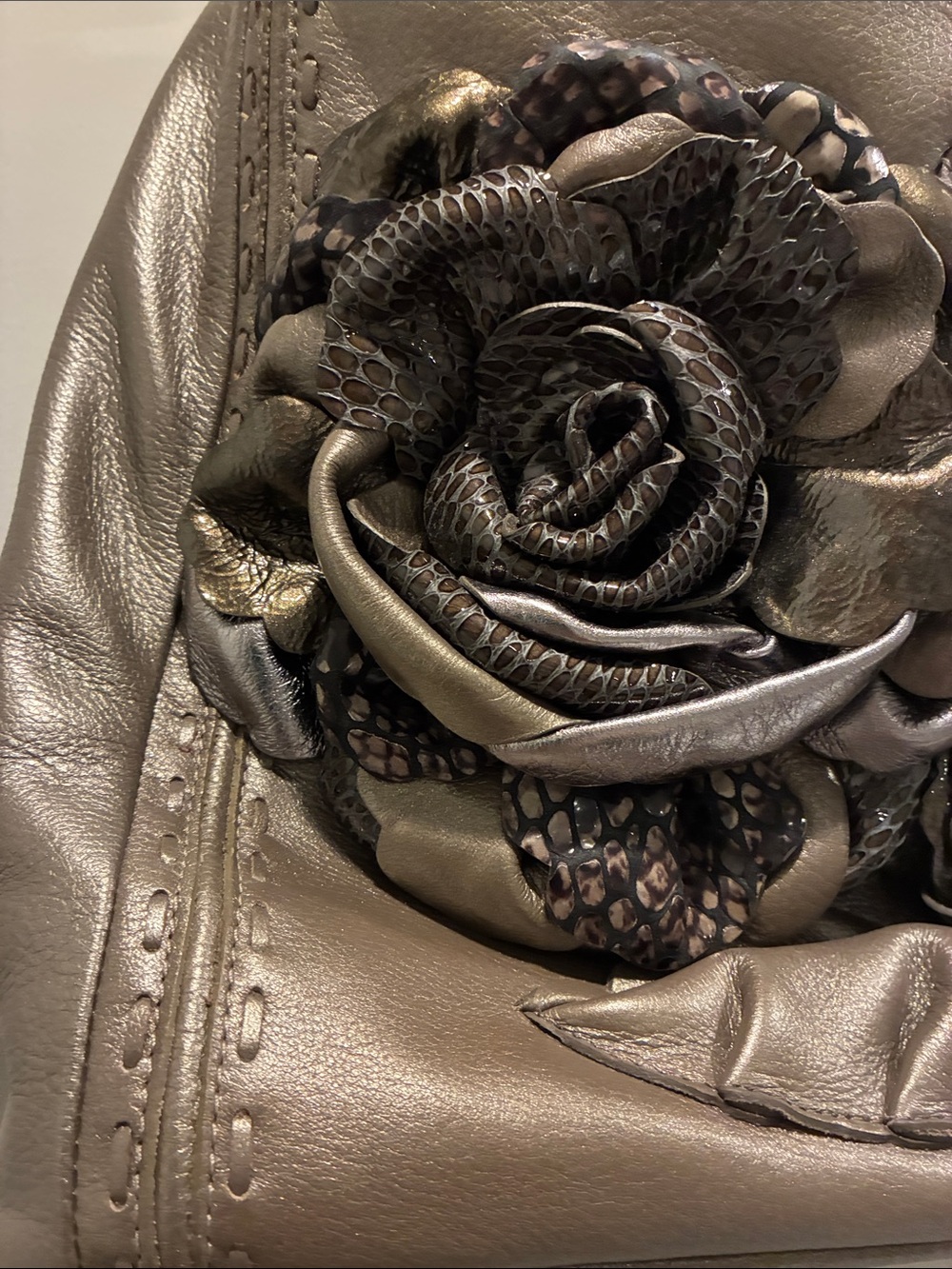 Brighton Rhapsody Masterpiece 3d Floral Leather Appliqué NWOT - Picture 7 of 11